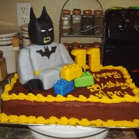 Lego Batman Lego Batman made of Rice Crispy Treats and covered in Fondat