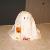 Ghost Cake First time using fondant!