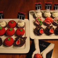 Twilight Birthday Cupcakes 