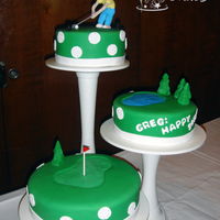One Tough Golf Hole! Our neighbor's 50th birthday was this past Friday. Saturday night was his party, and his wife asked me to do a cake for it. So we did...