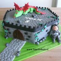 Castle Cake Castle with dragon and knight