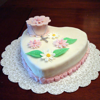 Heart With Trinket Box Trinket box on the top of this cake was made from gumpaste and was used to hold the necklace gift.