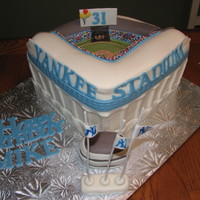 Yankee Stadium Cake My first Stadium cake. Customer wanted the memorials at Center field included.