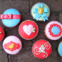 Pip Cupcakes PiP-studio is famous in the Netherlands, where I'm from. They make the cutest designs on notebooks, bags and more. The little bird is...