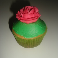 Rose Cupcake White cake with butter cream rose