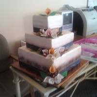 Caya Lilies, Wedding Cake the color was more then what i imagine, I spray it with gold and it came just like champagne exactly what the bride wanted, is fresh...