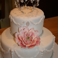 Simple Peony Cake This cake was a donation to the elderly care centre in my town for their "remeber when" wedding event. Kind of a nice idea and...