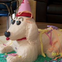 Party Dog Lady wanted a beige labrador for her little girl who turned 1. I loved doing this one. Vanilla cake. Head and paws are ricecrispie treats,...