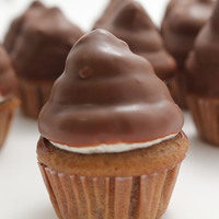 Highhat Smores Mini Cupcakes Chocolate dipped vegan smores mini cupcakes!