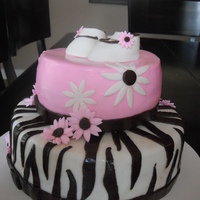 Zebra And Daisy Cake Thanks for the pattern for the baby booties that I found on this website!