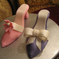 Fondant/gumpast High Heels This is my first time making high heels. I used a template on cc. It was a lot of fun and very easy to do.
