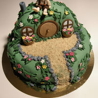 Hobbit House Cake 