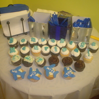 Bon Voyage! I made these for my brother-in-law's surprise farewell party. He's off to Afghanistan for a year for a work assignment. Toppers...