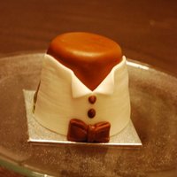 Men Theme Mini Cake 