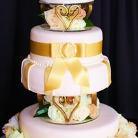 5 Tier Wedding Cake Fresh Flowers...
