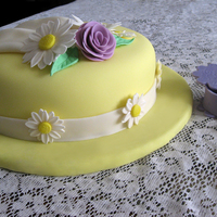 Easter Hat This is for an early Easter celebration. The flowers and pearls are gumpaste The jewelry box is a mixture of gumpaste/fondant. I had fun...