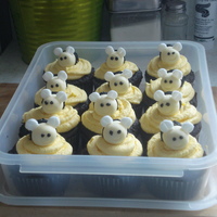 Busy Bee Cupcakes Made these for my daughters youth group and they loved them