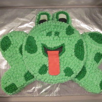 Frog Cake This was my first attempt at carving cake. I am pretty happy with it.