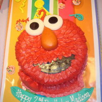 Birthday Elmo I think I saw the original Elmo on here~ thank you to whoever made it! This one is a 10 inch round chocolate chunk and white almond cake,...