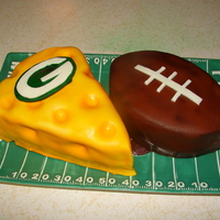 2010 Super Bowl We had a little super bowl party and i made this cake. It is the first time i got to use my air brush. That was so much fun!! Please i...