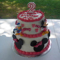 Minnie Mouse Cake white cake vanilla filling all fondant