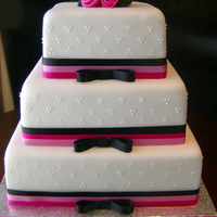 Square 3 Tier Weding Cake 