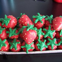 Strawberry Cake Truffles 