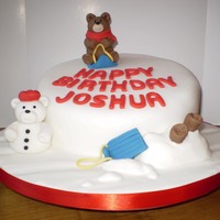 Sledging Snow Bear Cake 