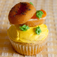 Bagels And Lox Cupcakes Another cute idea from the book "Hello Cupcake" Made these for my b-day and took them into work.Thought they were fitting since...