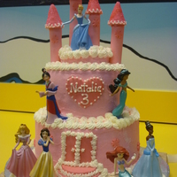 Yet Another Princess Cake:) Figurines were supplied by Mom.