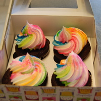 Glittery Rainbow Cupcakes 