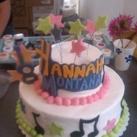 Hannah Montana buttercream with fondant accents