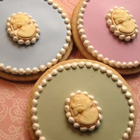 Cameo Cookies 