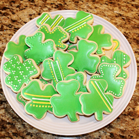 Shamrocks Shamrock cookies made with NFSC recipe and Antonia74 Royal Icing.