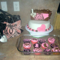 Juicy Couture Cake And Cupcakes Purse Cake and Cupcakes