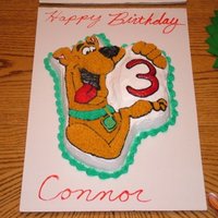Scooby Doo scooby doo cake mold with whipped icing