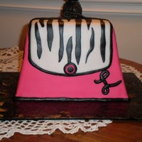 First Purse Cake This was my first, and I had a blast making it! TFL
