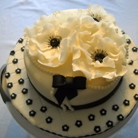 Black & White Bridal Shower Cake This is my first completed gumpaste flower cake. Thank you for looking. ^_^