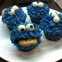 Cookie Monster Cupcakes! 