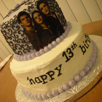 Twilight Birthday Cake This is a 6 (choc.) & 9" (yellow) round cake I made for a girl's 13th birthday. They wanted the Twilight theme & also her...