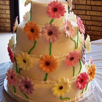 Gerber Daisy Wedding Cake 