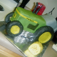 John Deere Tractor 3D Cake My first 3D Cake!