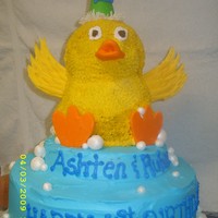 Baby Duck Cake baby duck cake with fondant/gumpaste bubbles