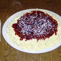 Spaghetti Supper Cake I made this cake probably about 4 years ago for a co-workers birthday. Another co-worker found the picture in a magazine and gave the idea...