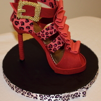 Valentine's Stiletto Valentine's themed gum paste stiletto-- all gum paste except for one wire in the heel. Thanks for looking!