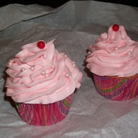 Strawberry Cupcakes StrawberryCupcakes with strawberry buttercream icing. I really like these and they are so easy to make...