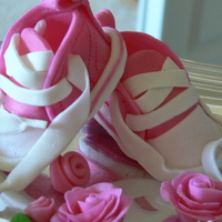 Baby Girl Pink Converse Shoe pink converse type shoe for baby girls. Thank you Anna (stellastarchild) for the template and encouraging instructions! Pink roses.