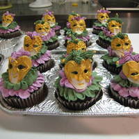 Mardi Gras Jester Cupcakes Cupcakes for a Mardi Gras dinner