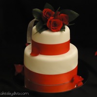 Kiersten This is a cake that was made for an anniversary gift. The husband asked me to replicate their original wedding cake without his wife...