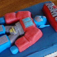 Transformer RKT Transformer, cherry cake, with cherry filling and butter cream